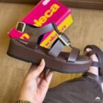 Sandália Feminina Moleca Plataforma Flatform Conforto Fivela Dourada - Imagem 5