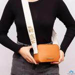 Bolsa Petite Jolie Feminina Pop Matte Tendência Logomania - Imagem 9