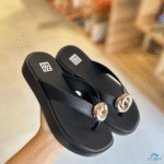 Sandalia Zaxy Feminino Plataforma Conforto Detalhe Metalizado Casual - Imagem 3