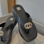 Sandalia Zaxy Feminino Plataforma Conforto Detalhe Metalizado Casual - Imagem 5