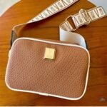 Bolsa Feminina Vizzano Tira Transversal Tecido Fashion Zíper - Imagem 4