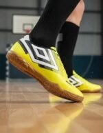 Chuteira Umbro Futsal Masculina Action Quadra Indoor Conforto Original - Imagem 11